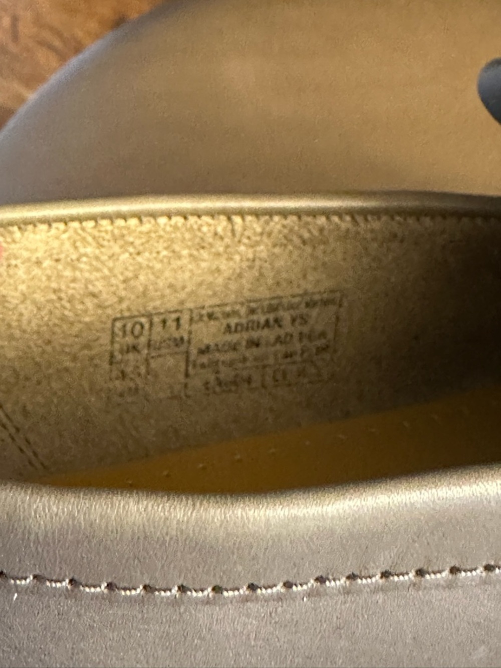 Dr. Martens Adrian tassel loafers - Picture 5 of 5